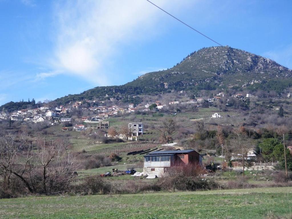 Angelic In The Mountains Villa Kesario Exterior photo